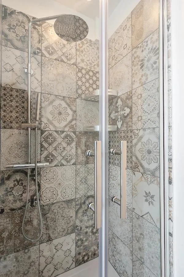 Appartement Annamaria - Central Station Charming Accommodation Bari