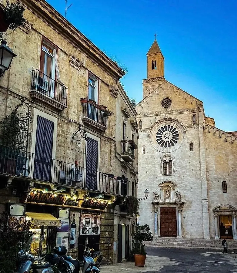 Annamaria - Central Station Charming Accommodation Bari 0*,  Italie