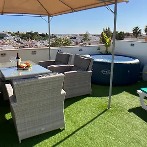 apartment-beta-2-bedrooms-private-rooftop-patio-with.hotelaalgarve.com/
