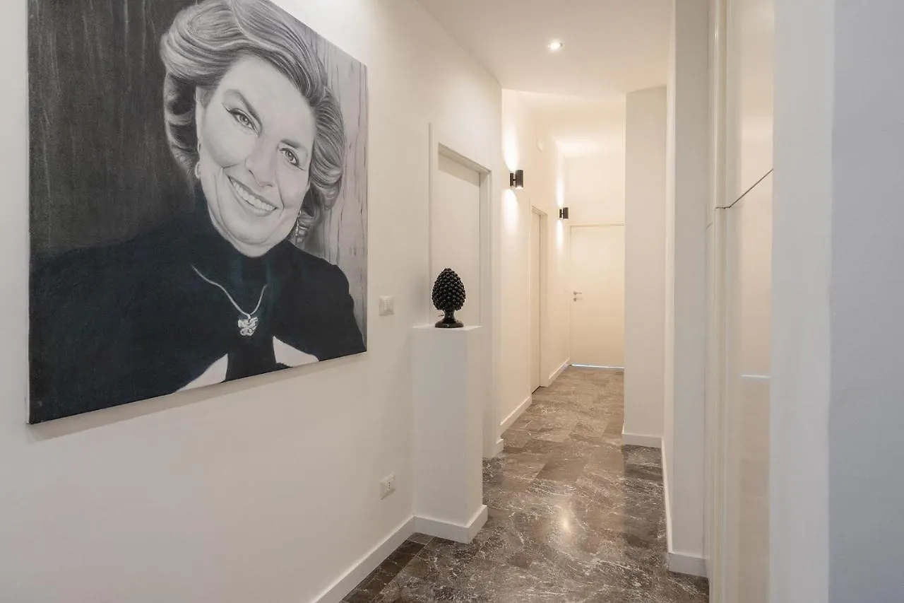 Annamaria - Central Station Charming Accommodation Bari 0*,