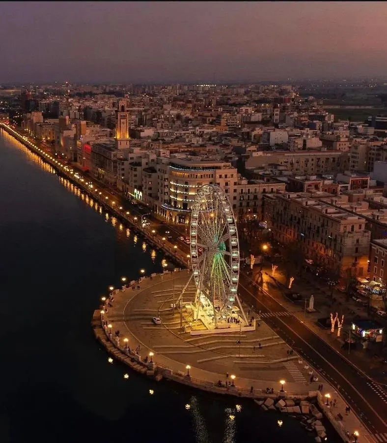 Annamaria - Central Station Charming Accommodation Bari Apartment