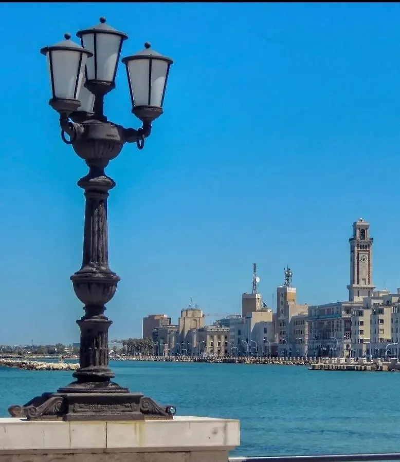 Annamaria - Central Station Charming Accommodation Bari 0*,